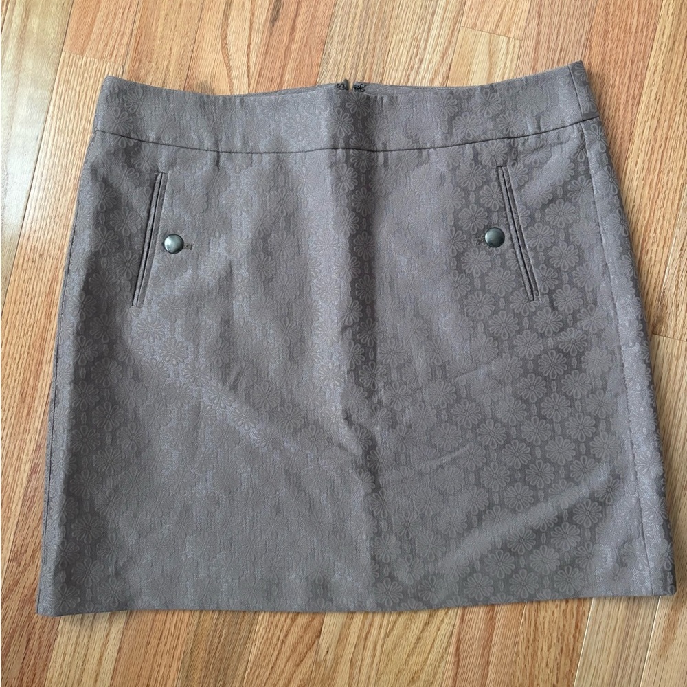 Elegant Brown Skirt